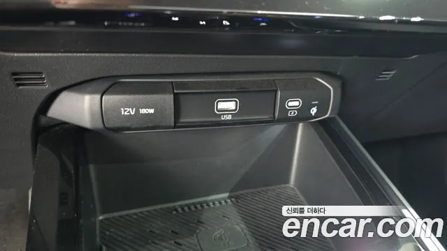 Kia Niro All Niro EV Air — Фото автомобиля 30