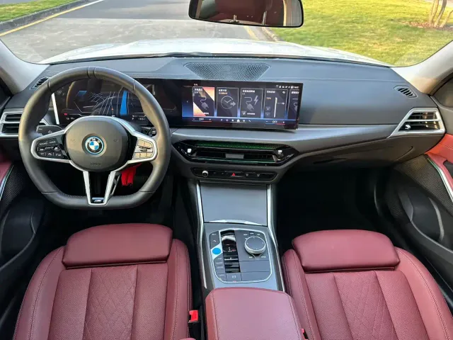 BMW i3 — Фото автомобиля 9