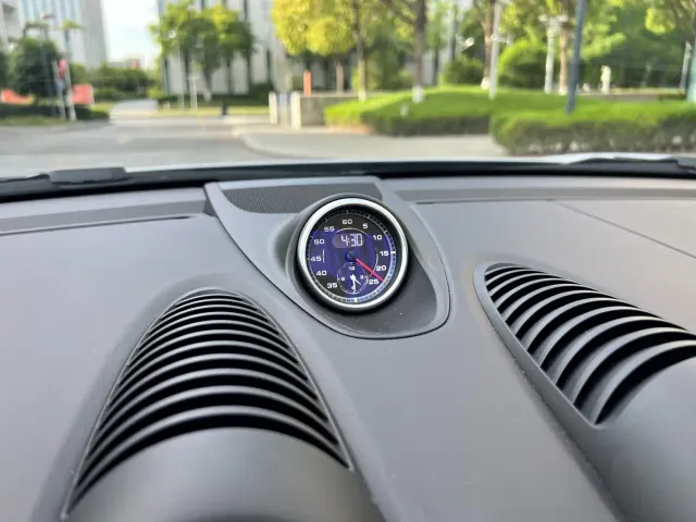 Porsche 718 — Фото автомобиля 24