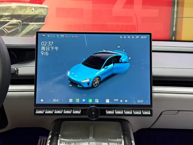 Xiaomi SU7 — Фото автомобиля 9