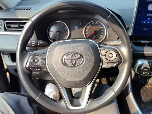 Toyota Wildlander — Фото автомобиля 15