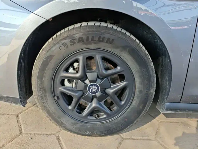 BYD Qin PLUS — Фото автомобиля 22