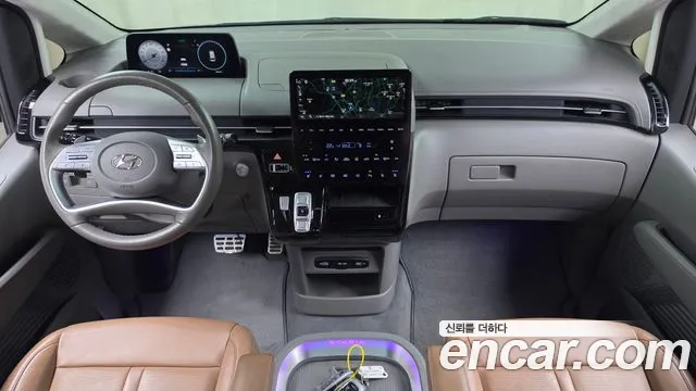 Hyundai Staria — Фото автомобиля 10