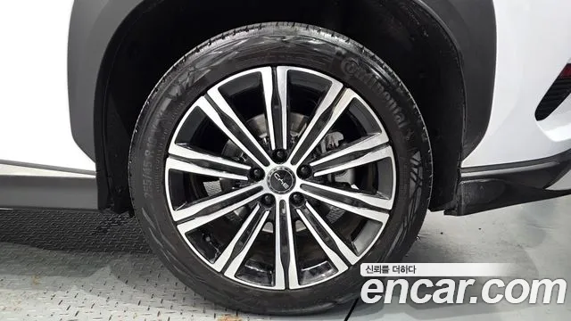 BYD Sealion 7 — Фото автомобиля 6