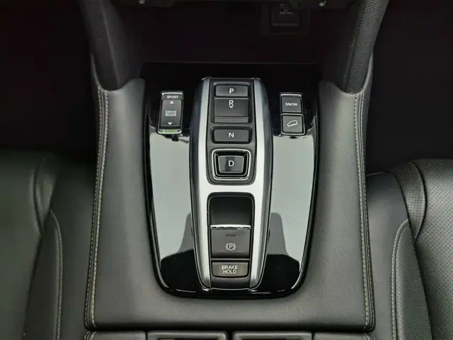 Honda UR-V — Фото автомобиля 13