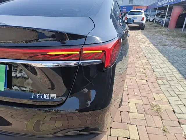 Buick LaCrosse — Фото автомобиля 7