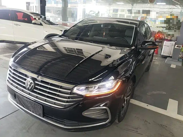 Фотография автомобиля — Volkswagen Lavida