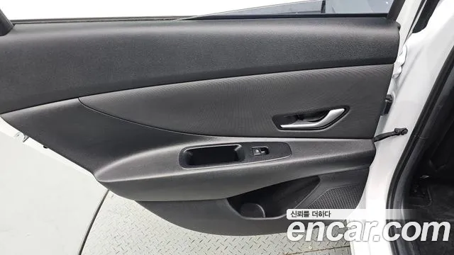 Hyundai Avante CN7 — Фото автомобиля 14