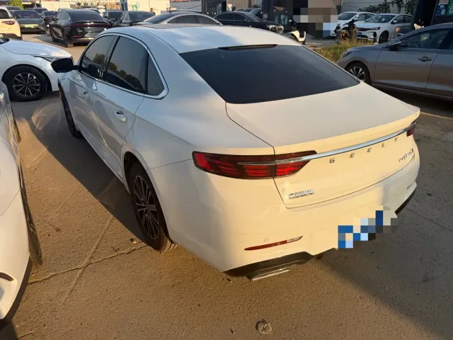Geely Xingrui — Фото автомобиля 13