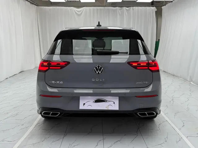 Volkswagen Golf — Фото автомобиля 5