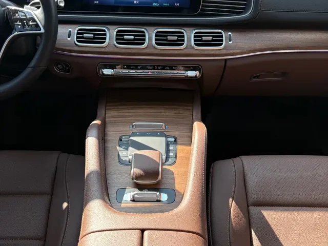Mercedes-Benz GLE-Class — Фото автомобиля 17