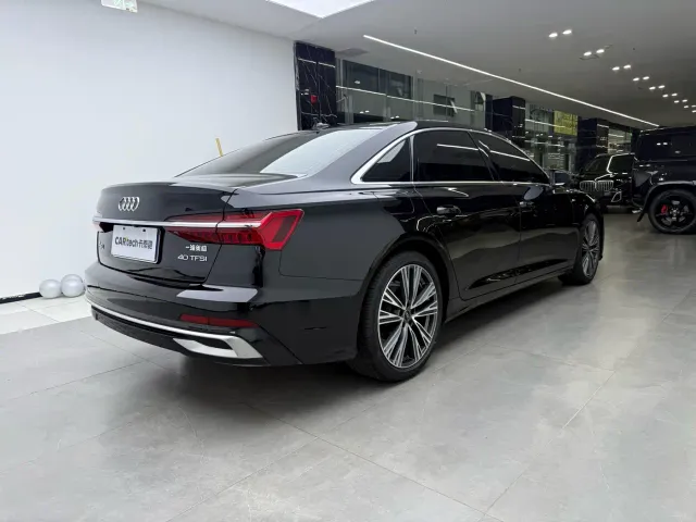 Audi A6L — Фото автомобиля 3