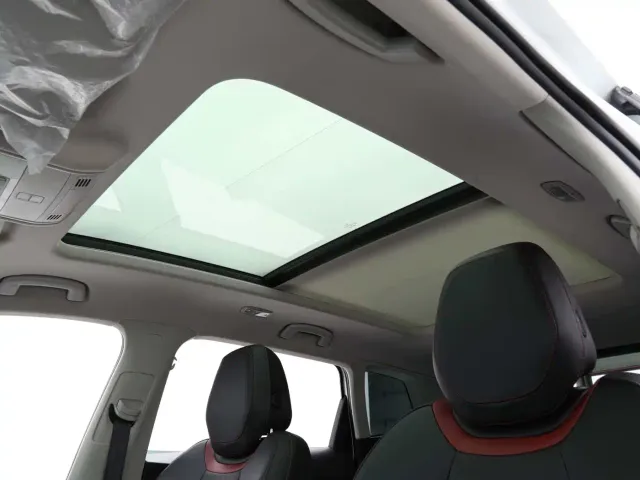 Skoda Karoq — Фото автомобиля 13