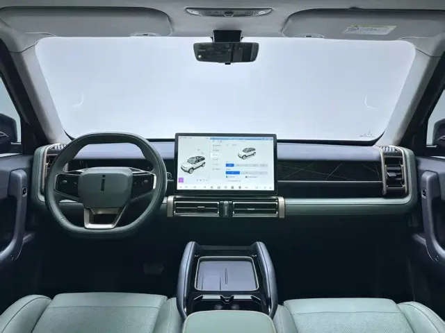 iCAR 03 — Фото автомобиля 9
