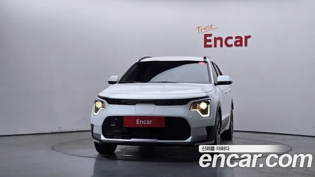 Kia Niro — Фото автомобиля 3