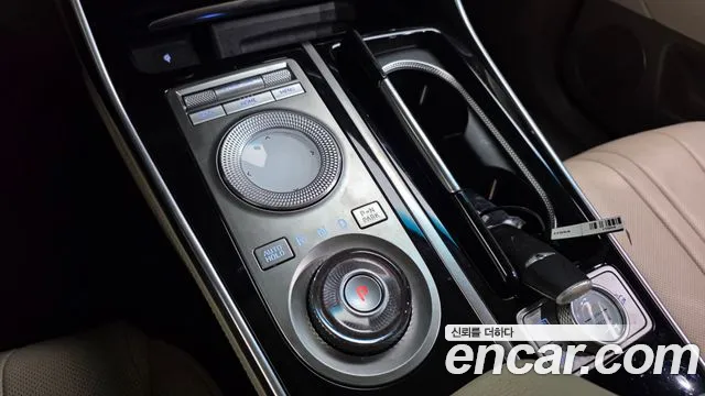 Genesis GV80 — Фото автомобиля 12