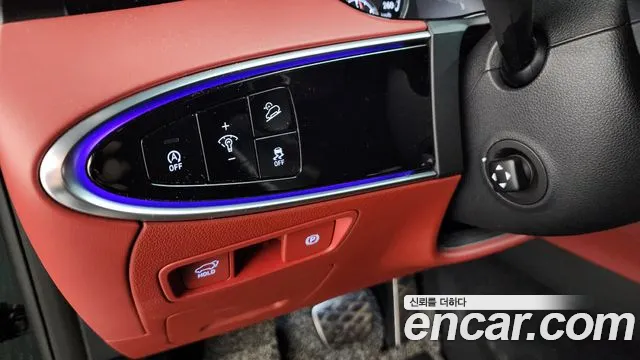 Genesis GV70 2.5T Бензин 2WD — Фото автомобиля 16