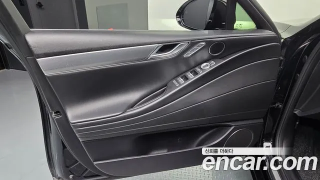 Genesis G80 Бензин 2.5 турбо AWD — Фото автомобиля 24