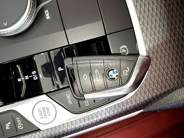 BMW 3 Series — Фото автомобиля 8