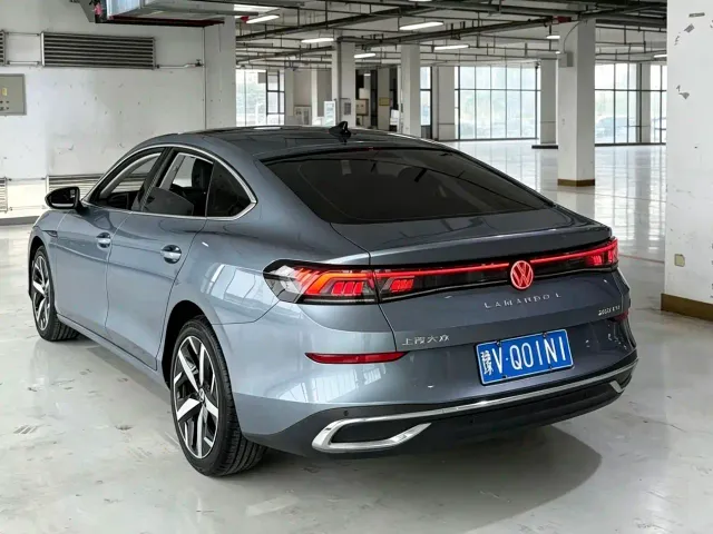 Volkswagen Lamando — Фото автомобиля 14