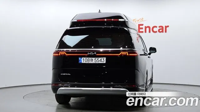 Kia Canival Carnival 4 поколение Дизель 7 мест Hi-Limousine — Фото автомобиля 4