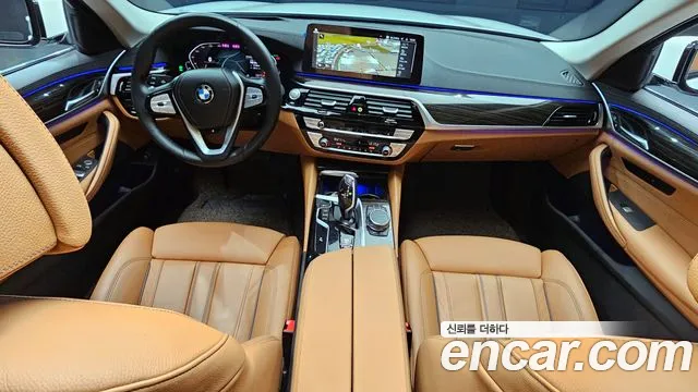 BMW 5-Series — Фото автомобиля 7