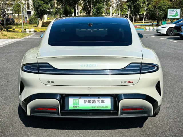 Xiaomi SU7 — Фото автомобиля 13