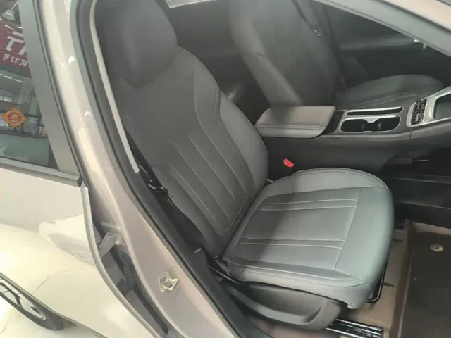 Geely Starry Wish — Фото автомобиля 24