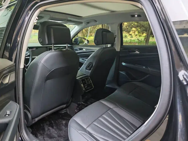 Volkswagen Passat — Фото автомобиля 6