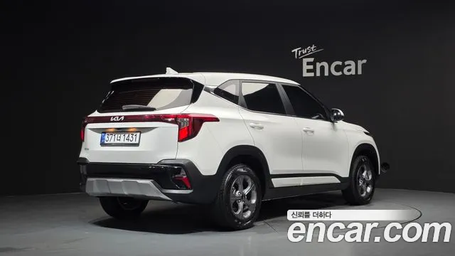 Kia Seltos Новый Seltos Бензин 2.0 2WD — Фото автомобиля 2