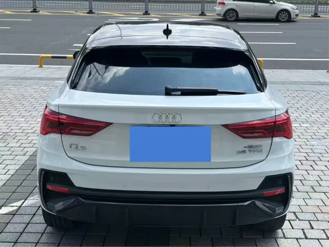 Audi Q3 Sportback — Фото автомобиля 4