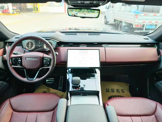 Land Rover Range Rover Sport — Фото автомобиля 8