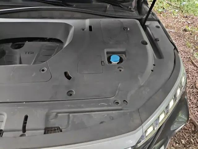 Roewe RX5 Max — Фото автомобиля 21
