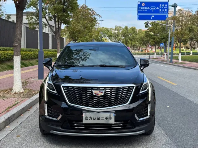 Cadillac XT5 — Фото автомобиля 2