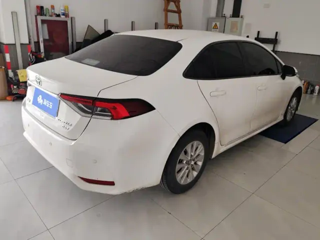 Toyota Corolla — Фото автомобиля 3