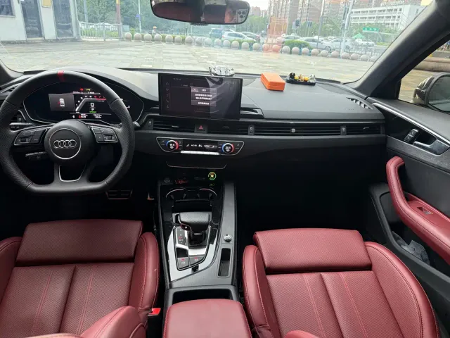Audi A4L — Фото автомобиля 6