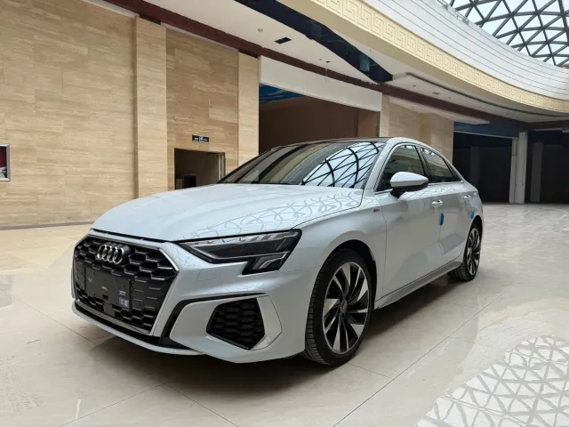 Фотография автомобиля — Audi A3