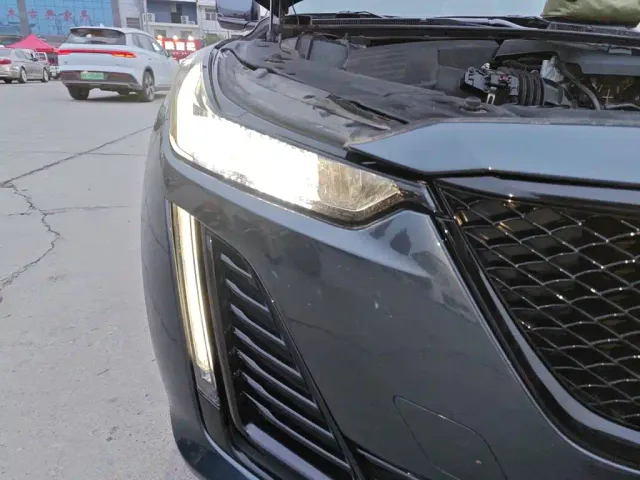 Cadillac CT5 — Фото автомобиля 7