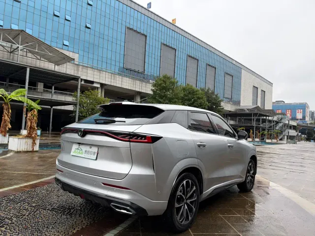 Changan UNI-Z — Фото автомобиля 5