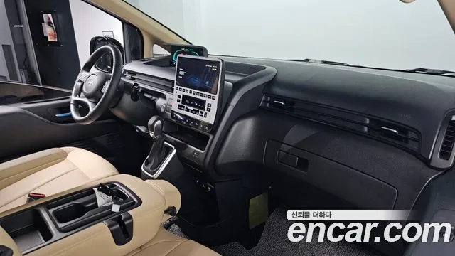 Hyundai Staria Staria — Фото автомобиля 7