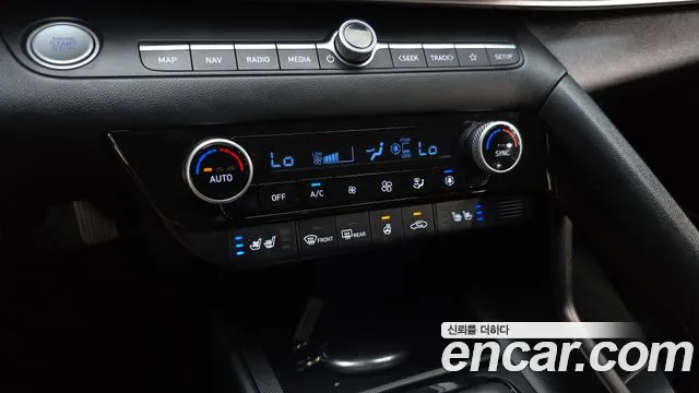 Hyundai Avante CN7 — Фото автомобиля 16