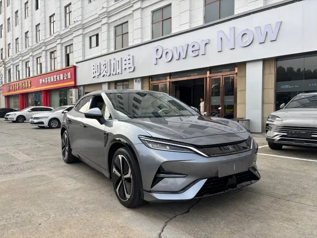 BYD Song L EV — Фото автомобиля 3