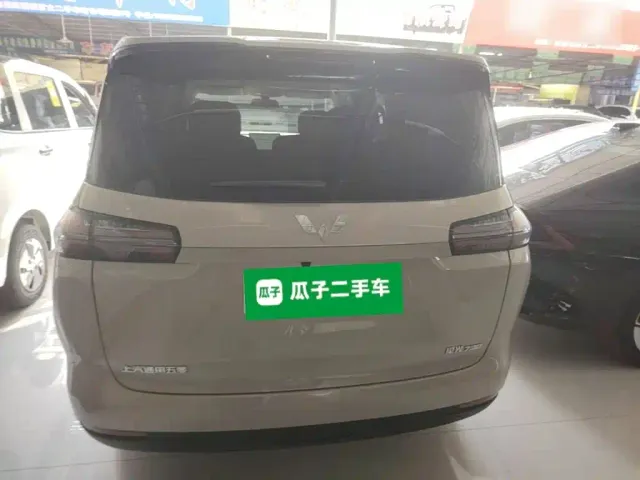 Wuling Starlight 730 — Фото автомобиля 5