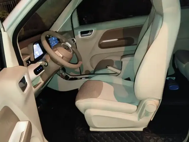 Wuling Hongguang Mini EV — Фото автомобиля 10