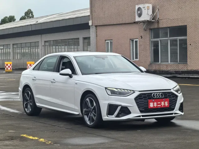 Audi A4L — Фото автомобиля 3