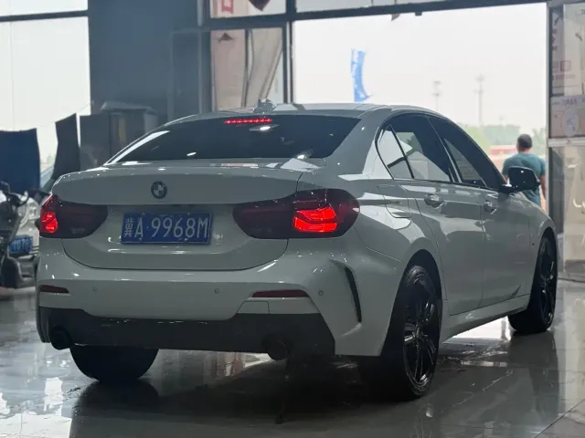 BMW 1 Series — Фото автомобиля 14