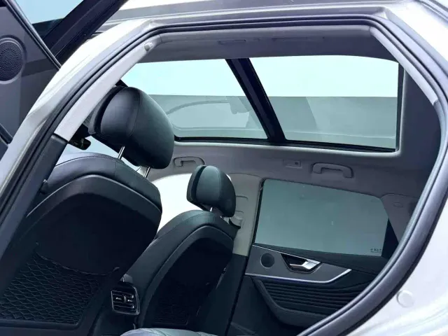 Hongqi HS5 — Фото автомобиля 8