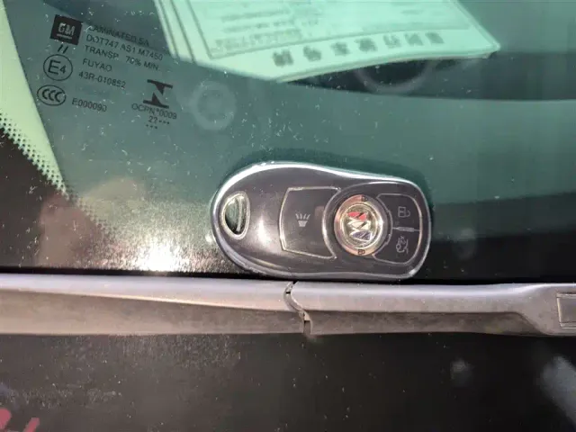 Buick Regal — Фото автомобиля 7
