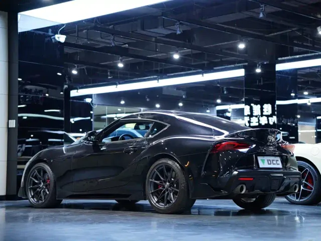 Toyota Supra — Фото автомобиля 8