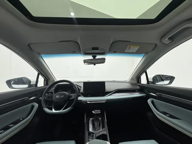 Geely Emgrand S — Фото автомобиля 10
